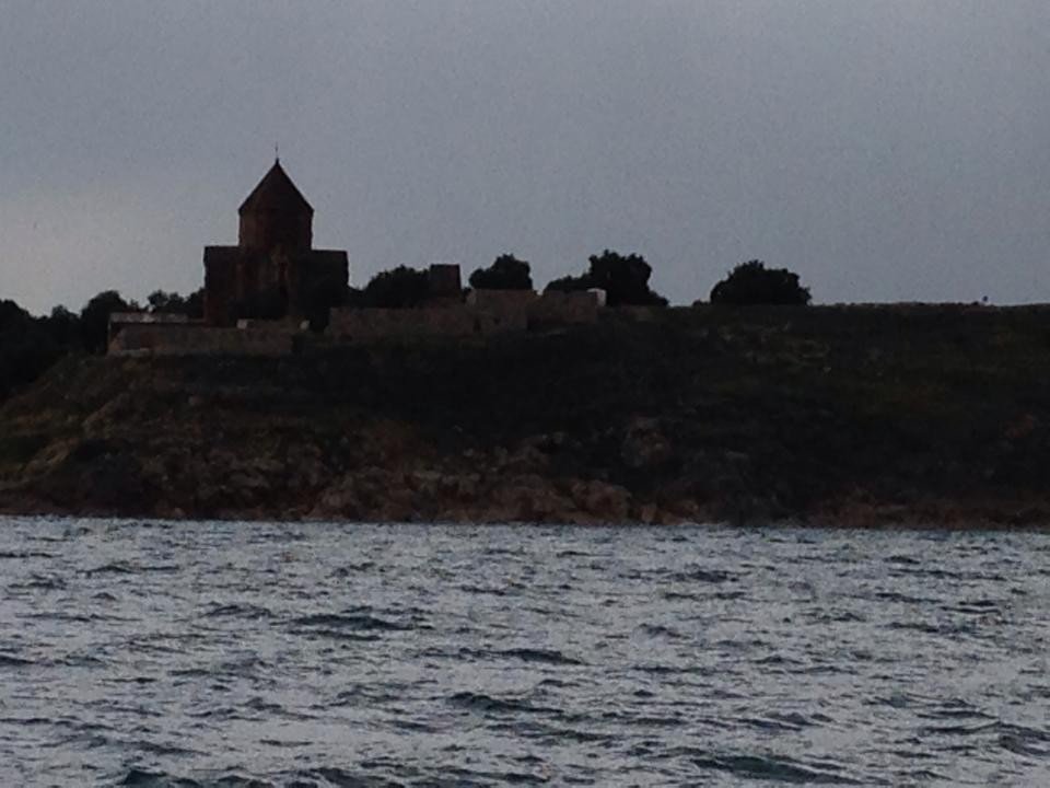 Van Akdamar Klisiesine Feribotla geÃƒÂƒÃ‚ÂƒÃƒÂ‚Ã‚Â§iÃƒÂƒÃ‚Â…ÃƒÂ‚Ã‚ÂŸ1.jpg