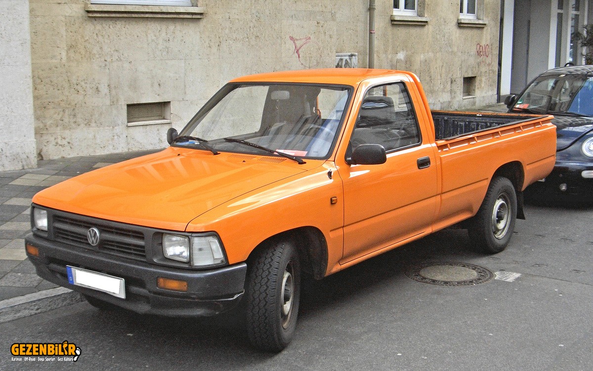 VW Taro 1987 1991 frontleft 2008 03 29 A