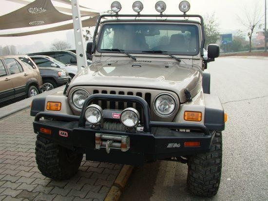 WRANGLER SAHARA 3.jpg