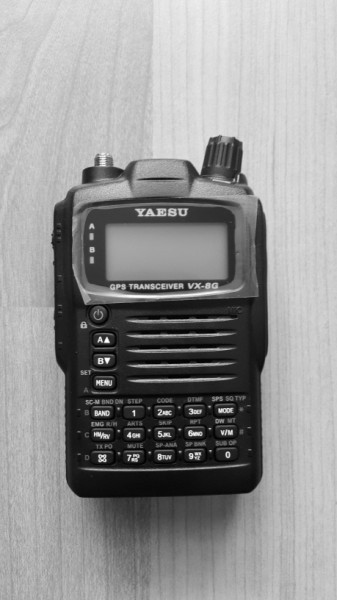 YAESU VX8GR 1 (337 x 600).jpg