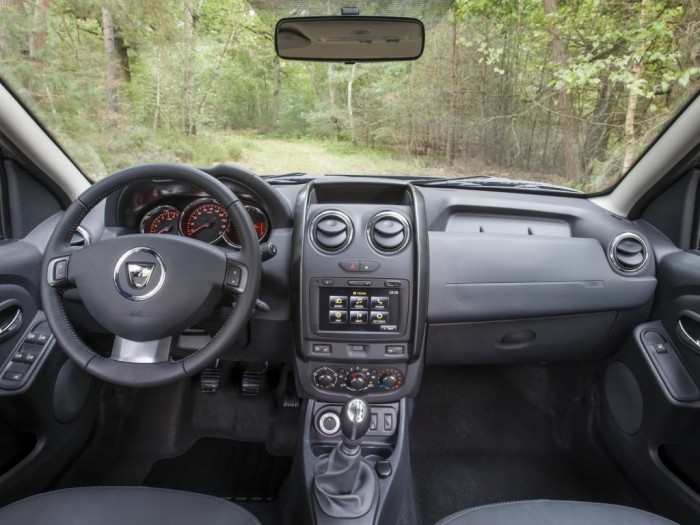 dacia-duster-facelift-2014-8.jpg