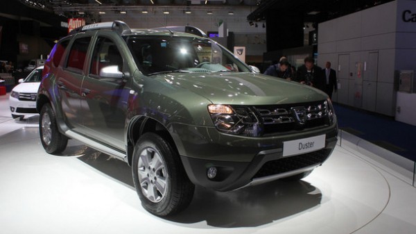 dacia-duster-facelift-frankfurt-2013-front.jpg