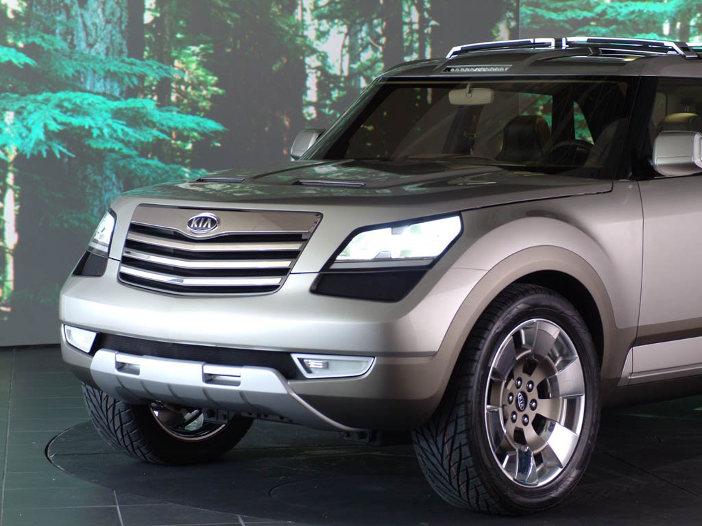 2005_Kia_KCDIIMesaConcept1.jpg