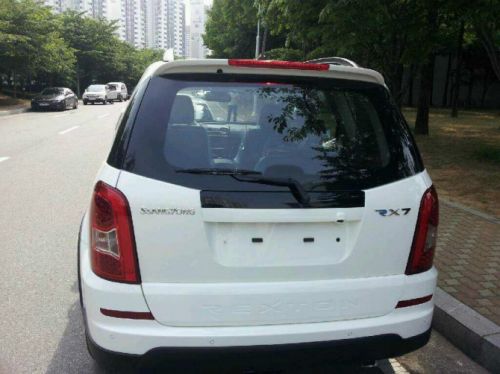 Ssangyong-Rexton-w-7.jpg