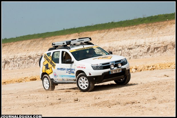 dacia4x4duster-7eae3-084f8.jpg