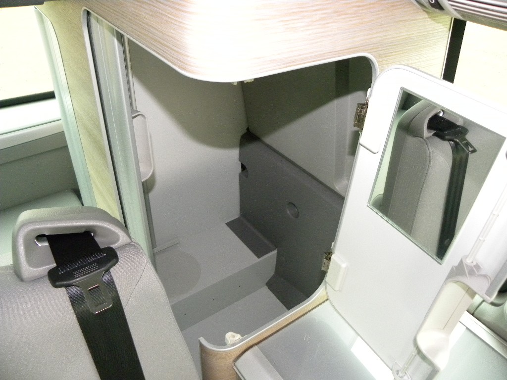 nuovo_vw_california_26.jpg
