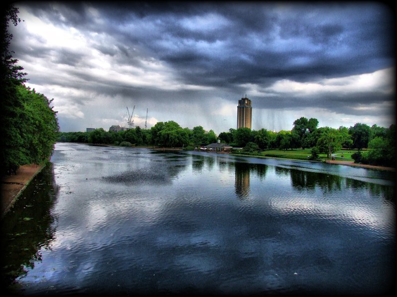 Hyde_park_HDR_2_by_melihbozkurt.jpg