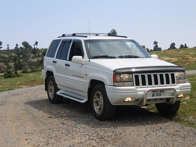 1996grandcherokee3.jpg