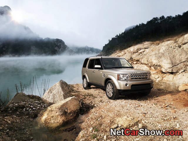 Land_Rover-Discovery_4_2010_photo_02.jpg