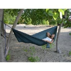 UltraLight-Travel-Hammock_6E8259C3.jpg